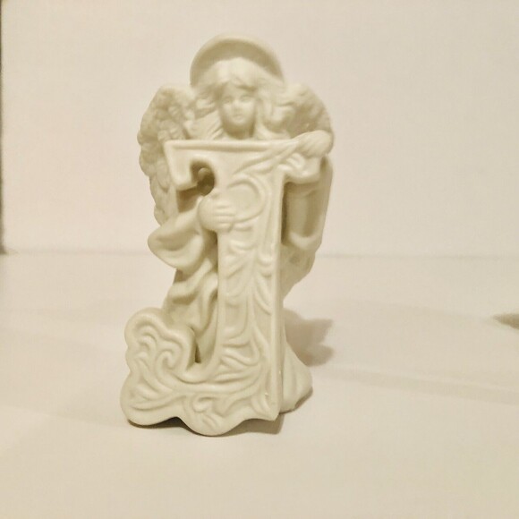 TREASURY OF HOLIDAY GIFTS SET OF 3 PORCELAIN CANDLE HOLDERS WHITE MATTE - Picture 7 of 12